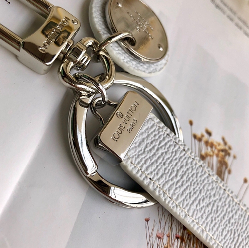 ブランドキーホルダー側面デザイン